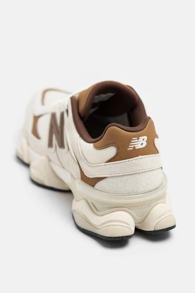 Sneakers - Product Only Studio  Catalog example 11