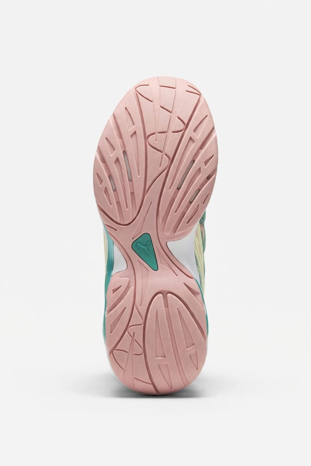 Sneakers - Product Only Studio  Catalog example 1